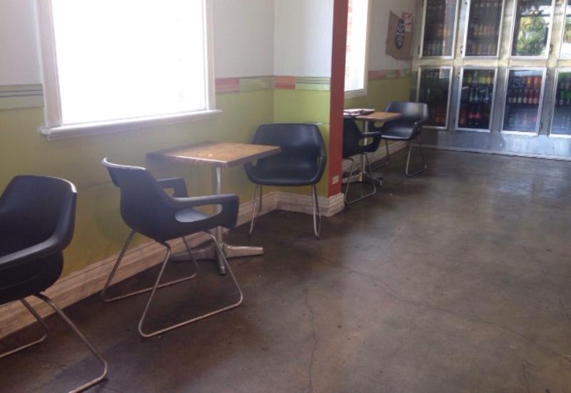 CHICKEN ON QUEENS – SUCCESSFUL TAKEAWAY – HIGH TURNOVER