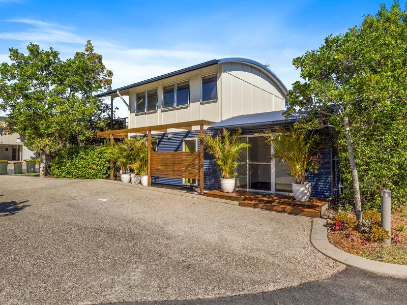 1/614618 Casuarina Way Casuarina NSW 2487 Townhouse for Sold owner