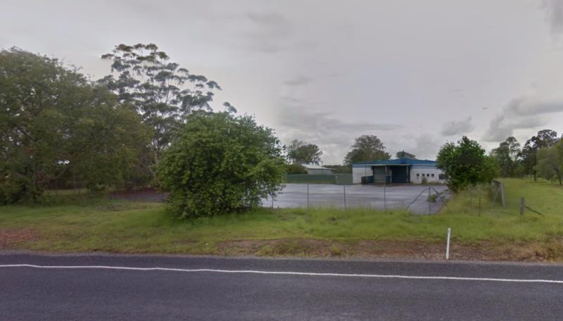 INDUSTRIAL PROPERTY MULTIPLE USES CORNER BLOCK MAIN ROAD EXPOSURE
