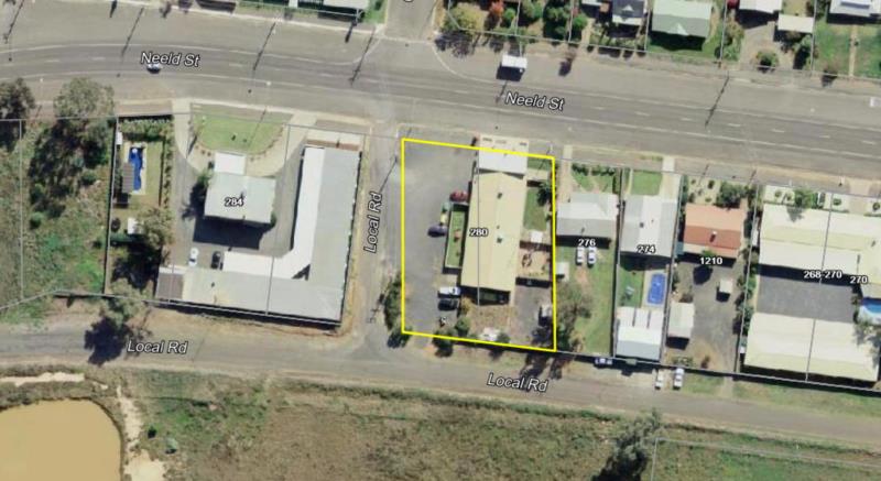 HIGHLY PROFITABLE CAFE WITH CAPTURED MARKET! FREEHOLD SALE WITH RESIDENCE