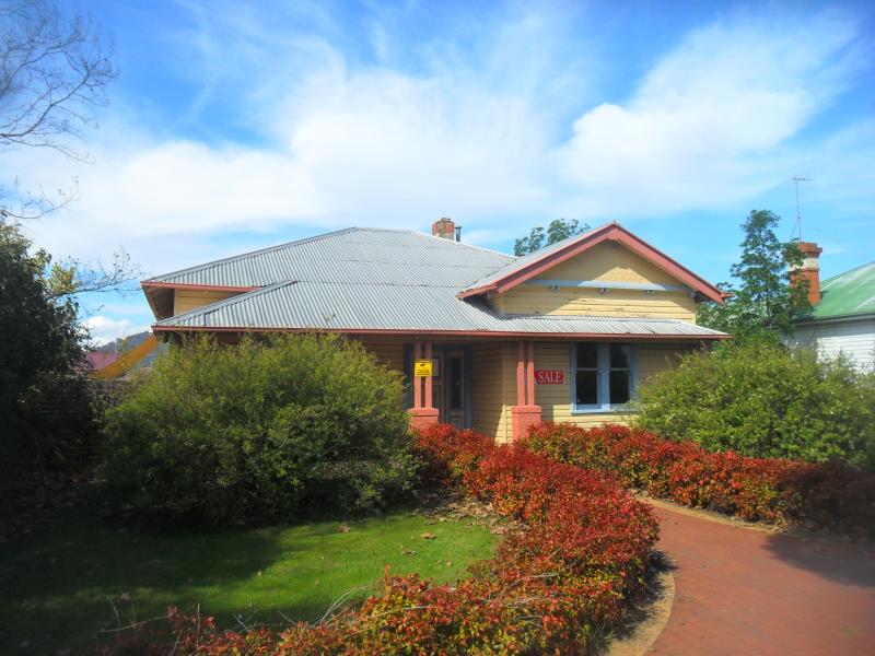 Prime development site in Prestige location