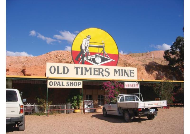 Unique Underground Tourist Attraction plus Opal Business