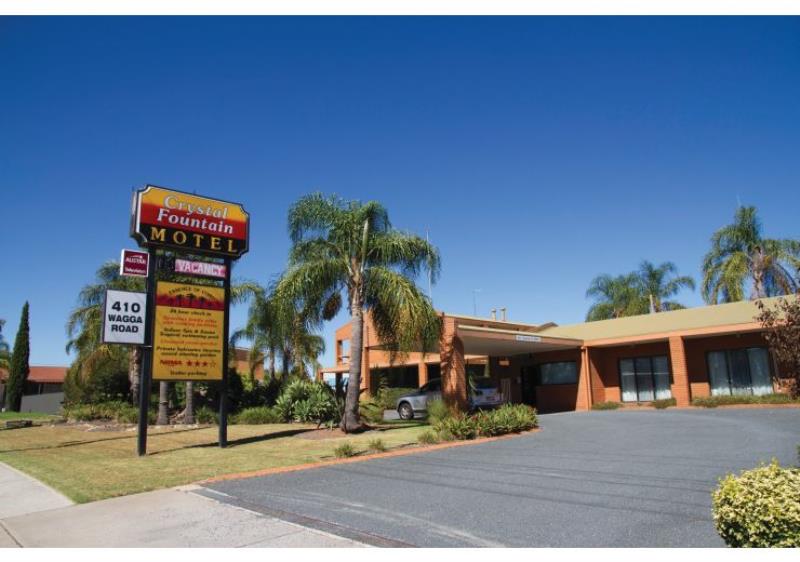 Immaculately Presented Leasehold Motel plus 3-Bedroom Residence