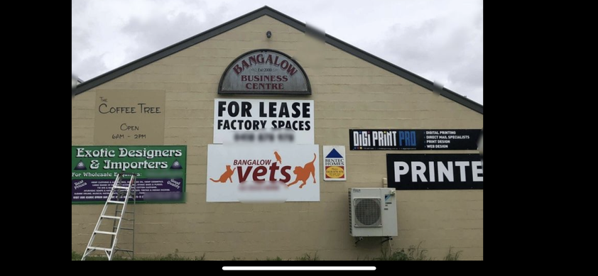 FACTORY SHOWROOM (Highway Exposure)
