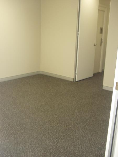 GROUND FLOOR, STUNNING LIGHT FILLED OFFICE SUITE WITH PARKING RIGHT AT DOOR
