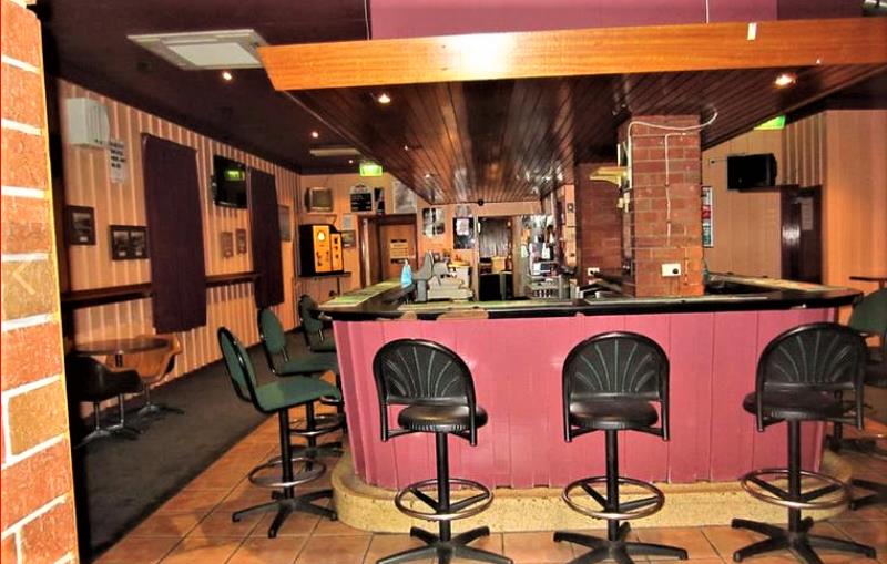 40 ROOM MOTEL/BAR GAMING BUSINESS OPPORTUNITY