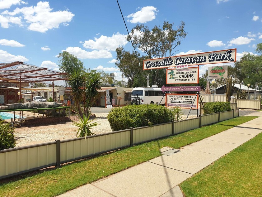 FREEHOLD Caravan and Camping Park – Lightning Ridge, NSW