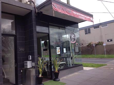 TRENDY CAFE/RESTAURANT - BARGAIN PRICE – BRAND NEW EQUIPMENT – MAIN RD EXPOSURE