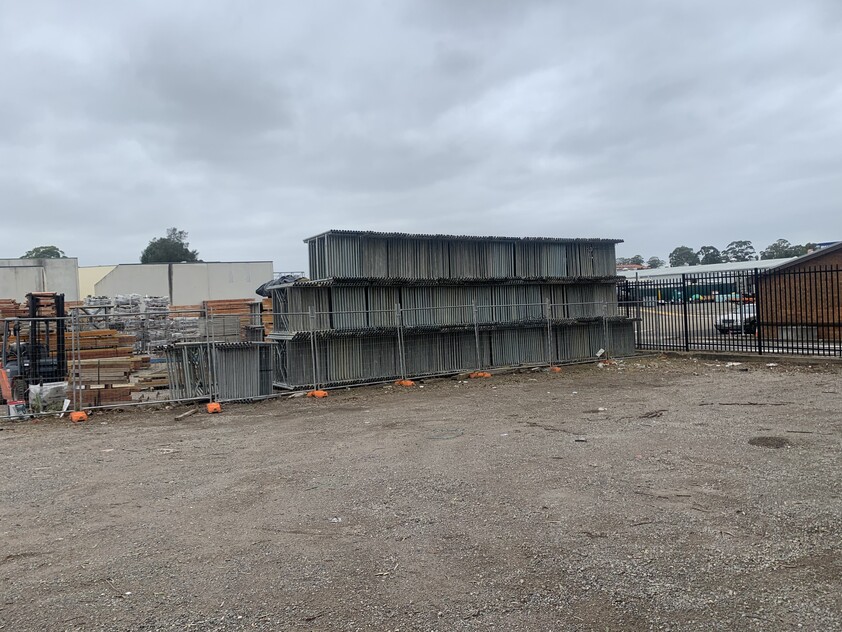 INDUSTRIAL PROPERTY - HUGE 1600m² EASY ACCESS to M4 & Woodville Rd