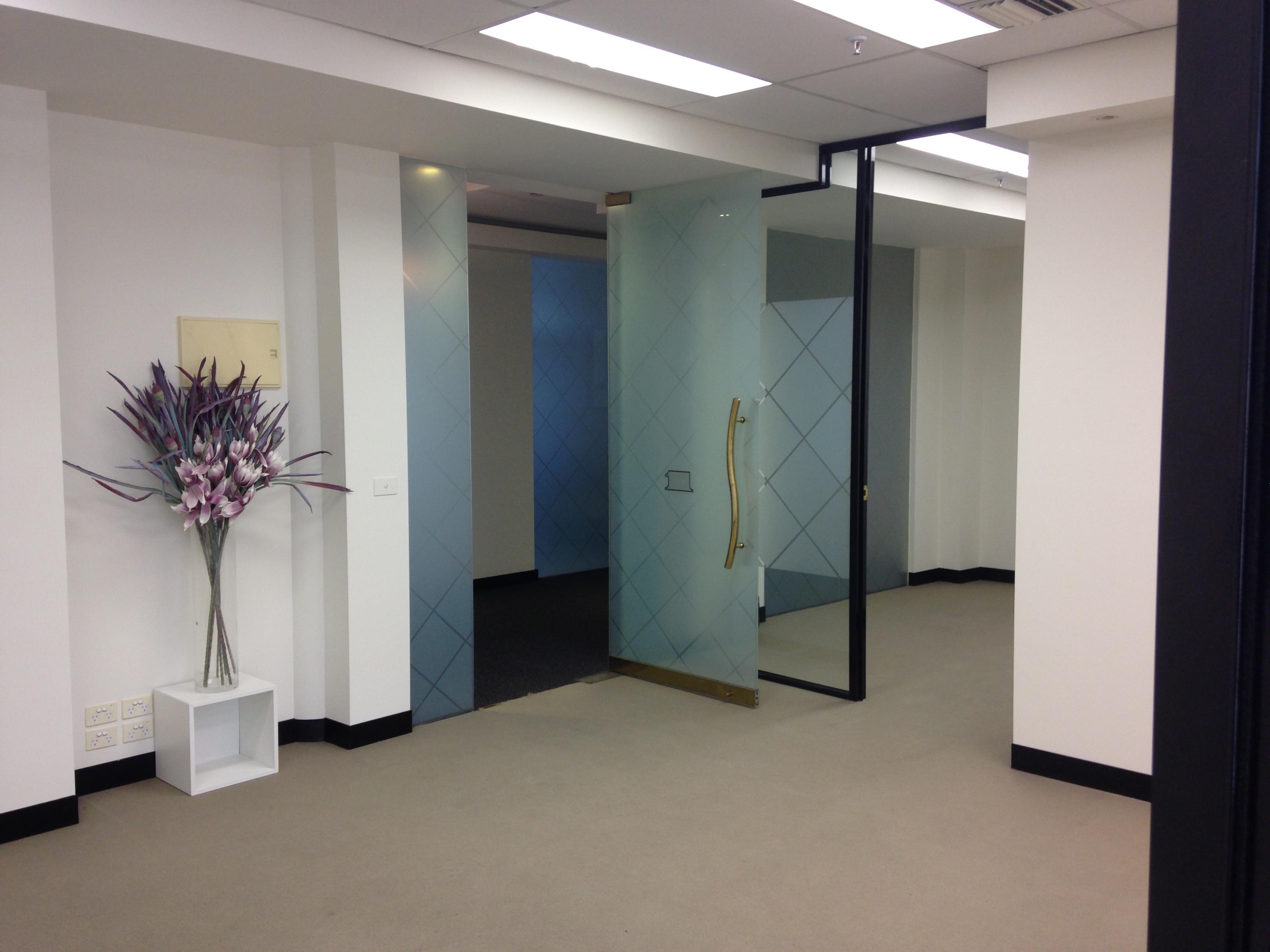 SPACIOUS, LIGHT OFFICE SUITE Available NOW, SHORT or LONG term. Negotiable terms
