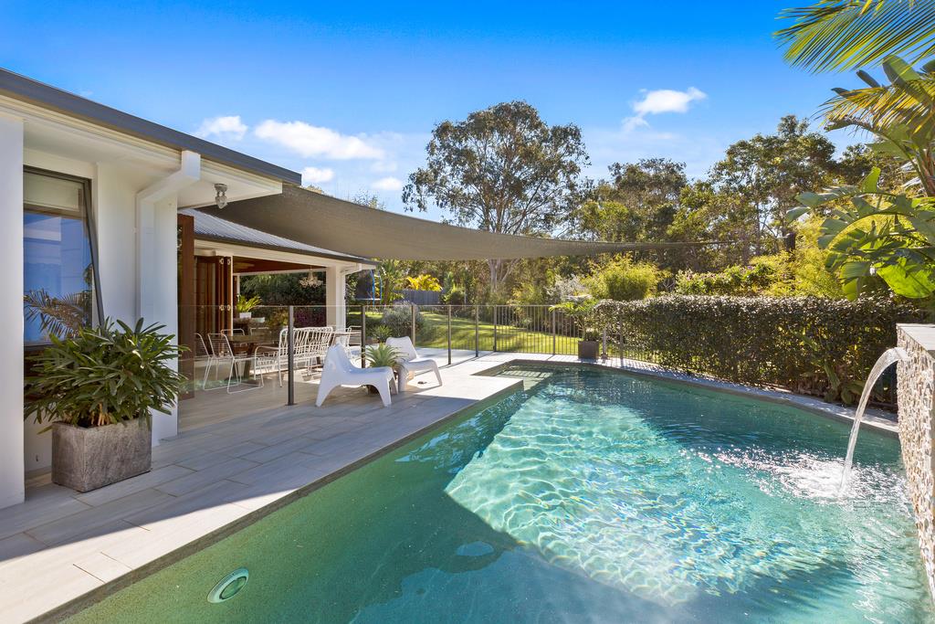 18 Woodfull Cres Pottsville NSW 2489 House for Sold