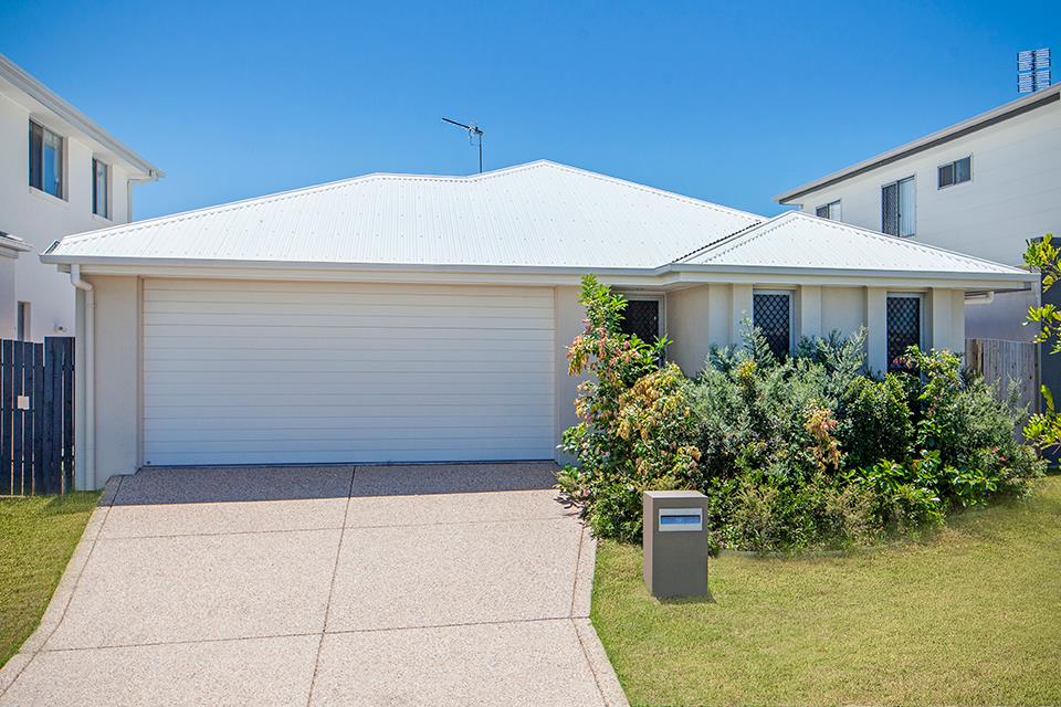 16 Panama Crescent Mountain Creek QLD 4557 House for Sold