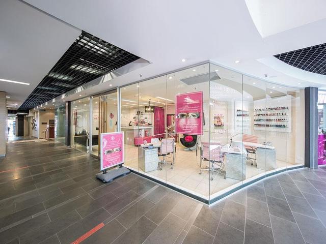 Attractive Boutique Retail Opportunity