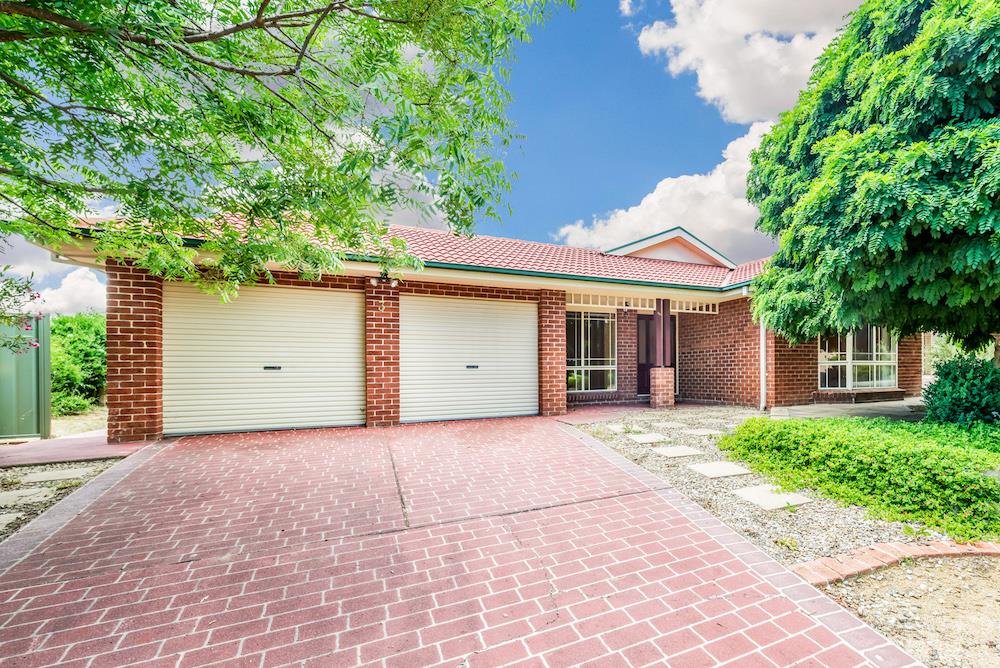 3 Darby Munro Close Gordon ACT 2906 House for Sold