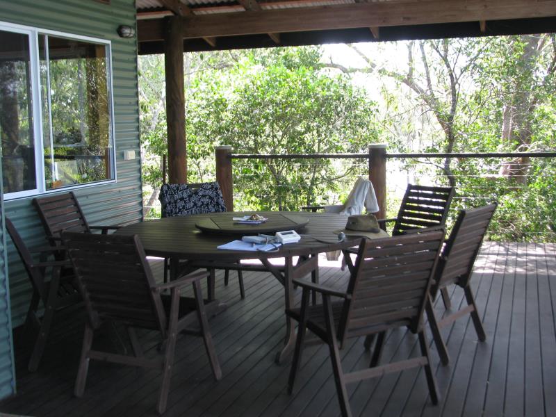 16 Jacqueline Drive Pacific Haven QLD 4659 Acreage Semi rural for