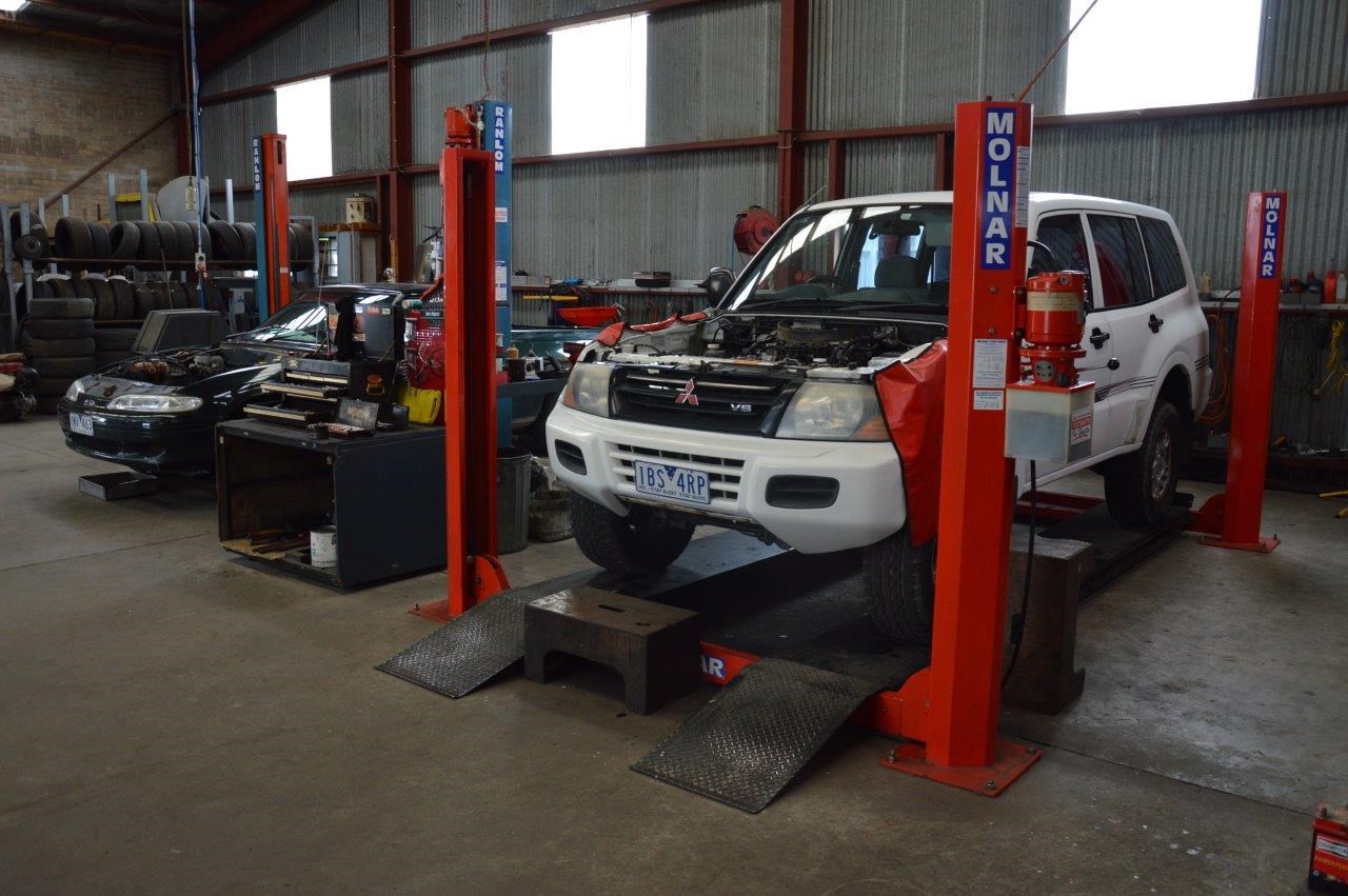Auto salvage, spare parts business for sale. plus Mechanical shop.