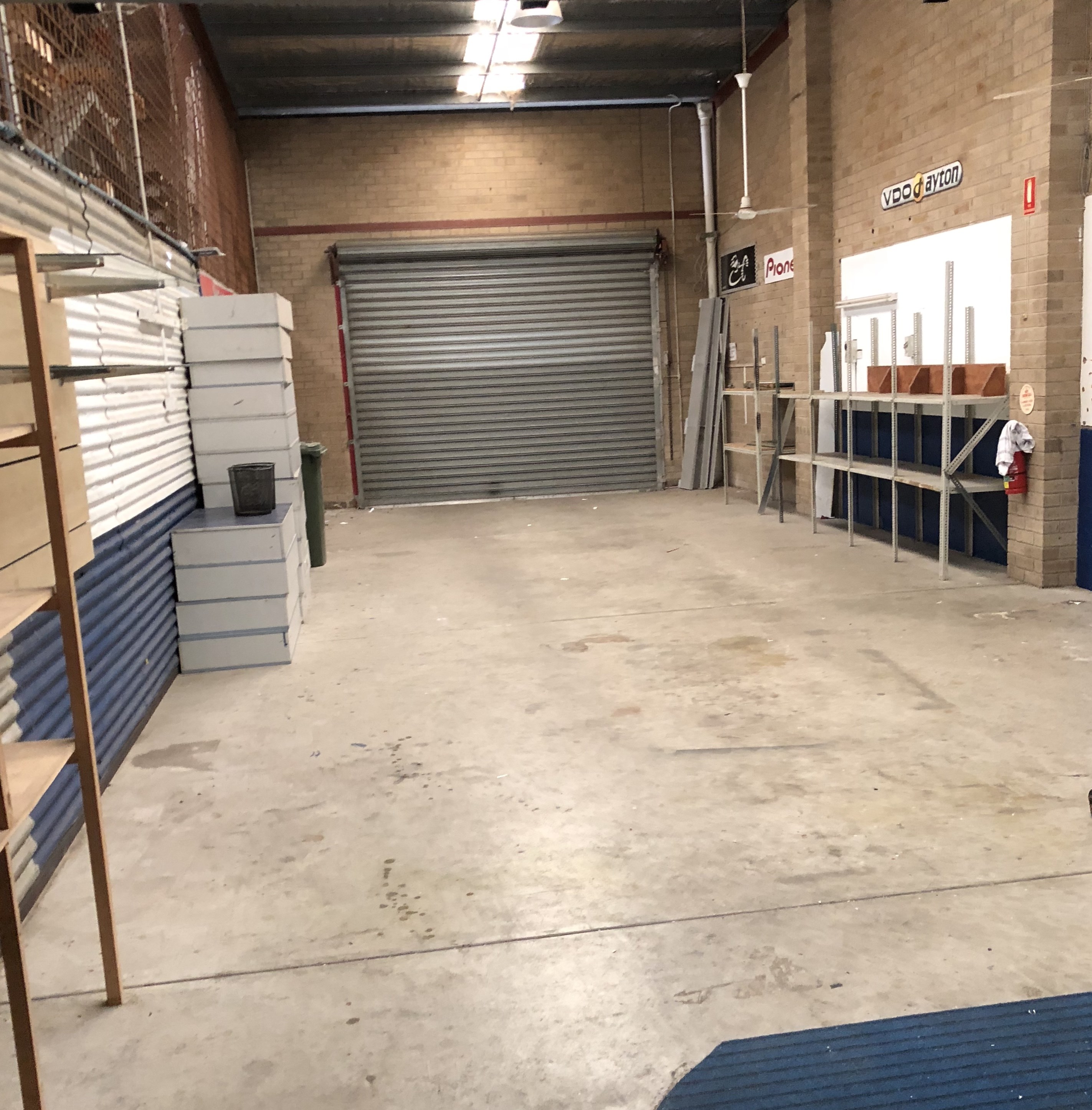 Large Showroom and Warehouse for Rent