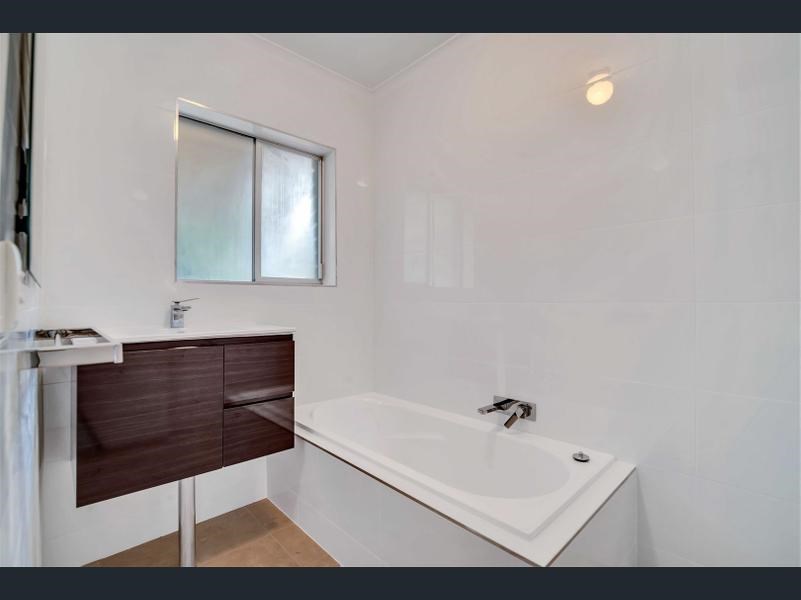 1/48 William St Clarence Park SA 5034 Semi Detached for Rent owner