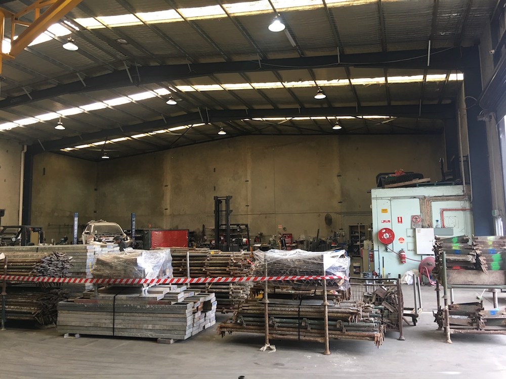 FREE STANDING FACTORY/WAREHOUSE