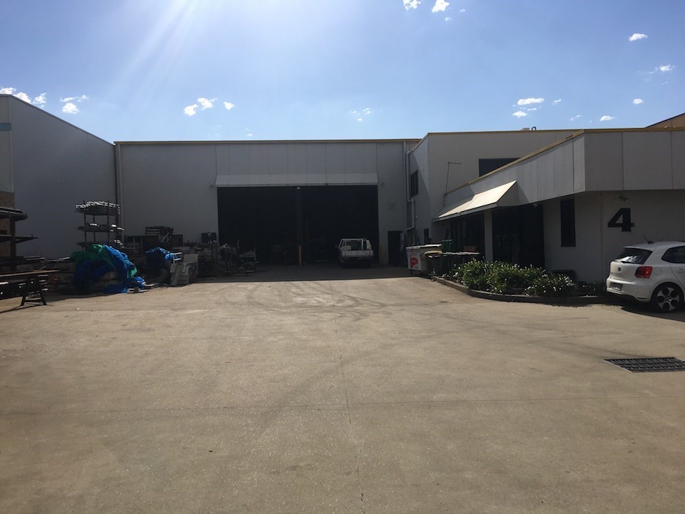 WAREHOUSE/OFFICES