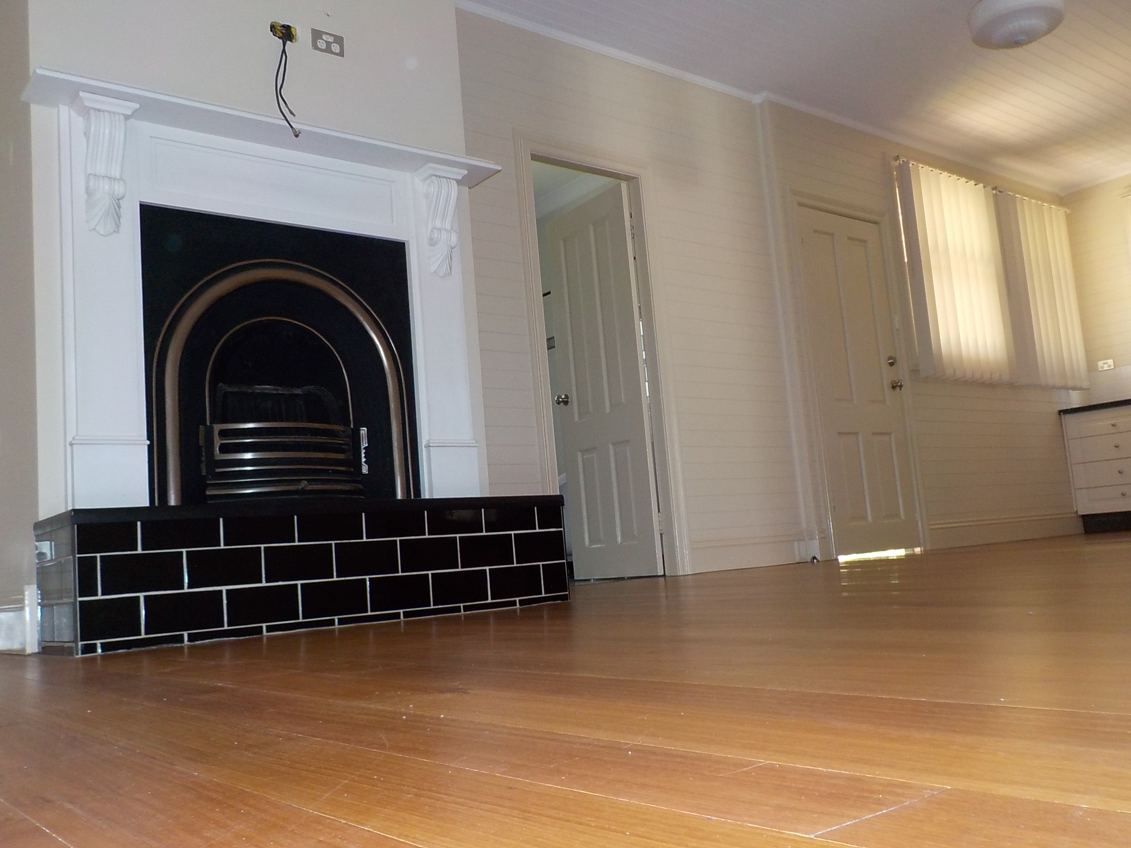 Beautiful 100 +Year Old Freestanding Heritage Cottage For Rent