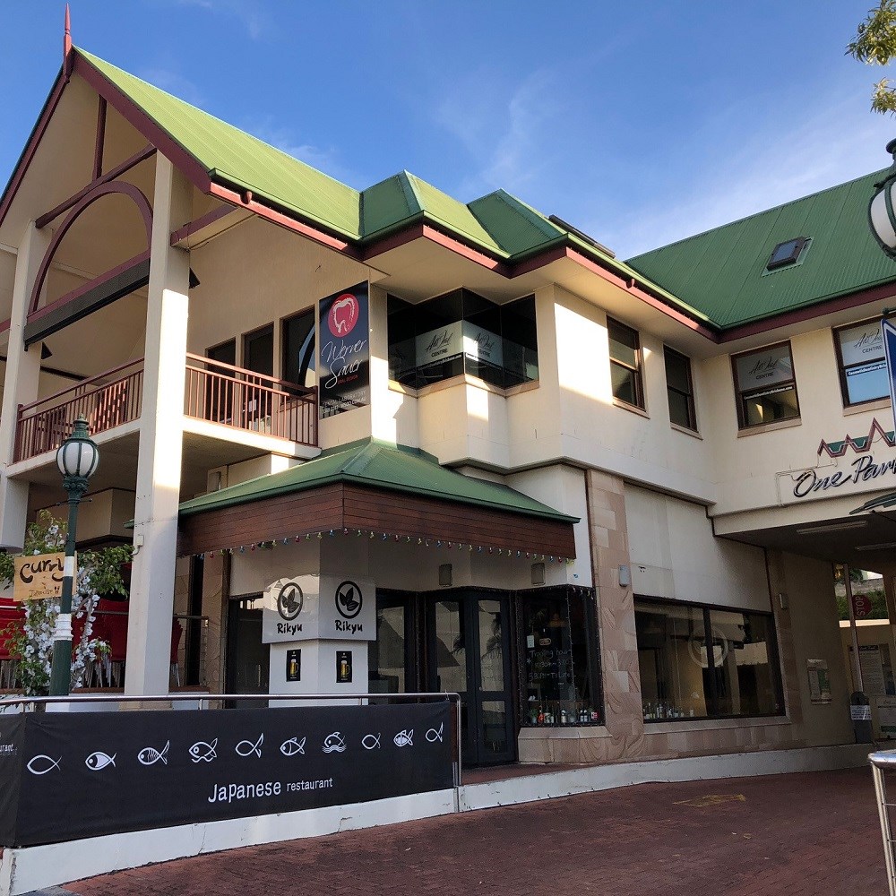 Office overlooking prestigious Park Rd. Occupy or Invest!