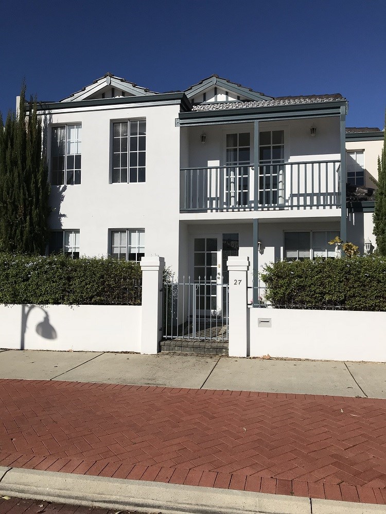 27 Queensbury Rd Joondalup WA 6027 House for Sold