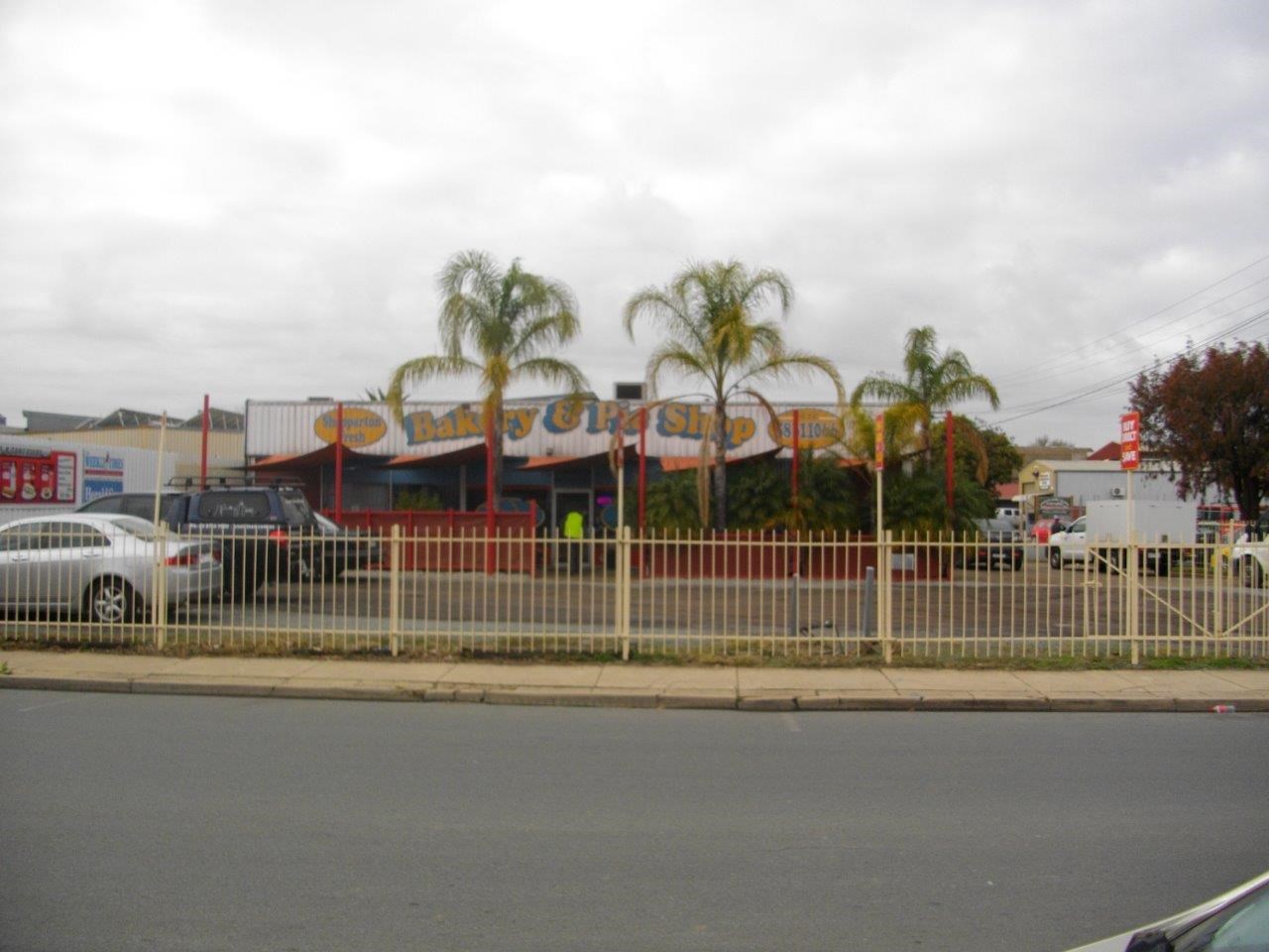 Very busy - Bakery business for sale. Freehold available.