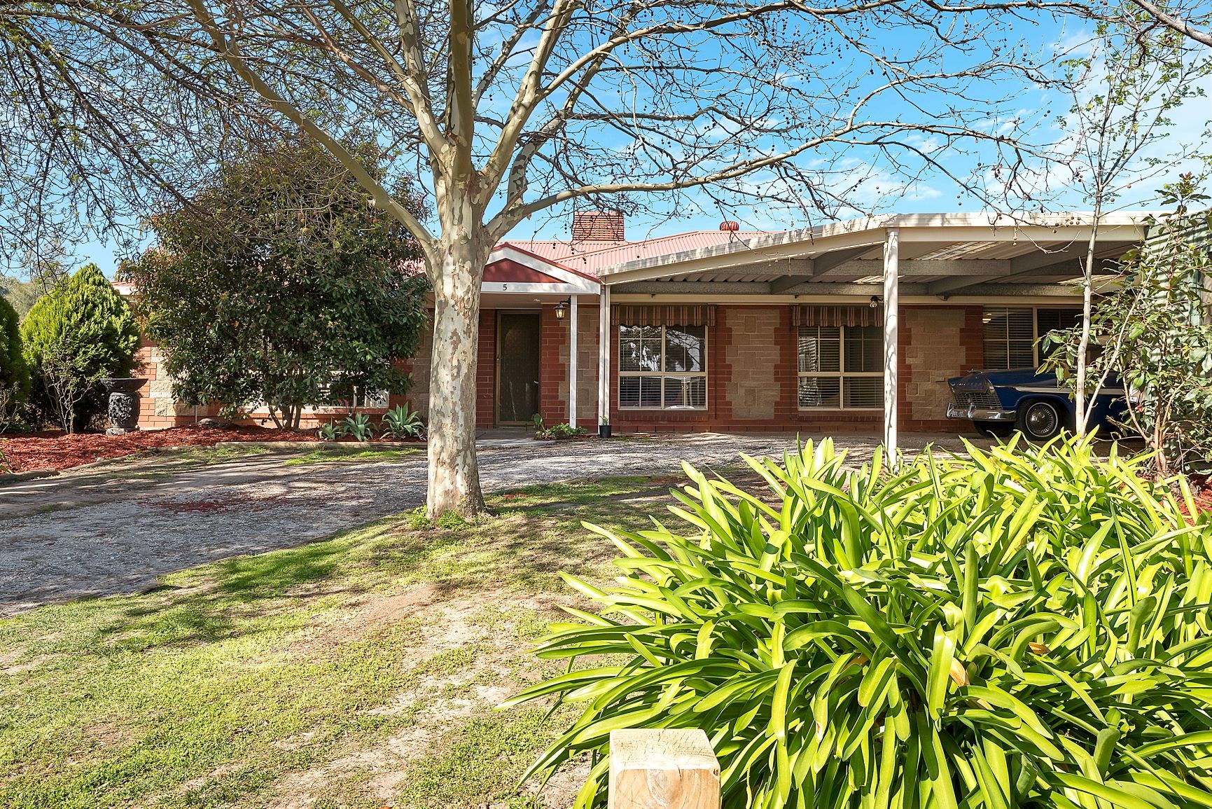 5 Carlisle Street Williamstown SA 5351 House for Sold