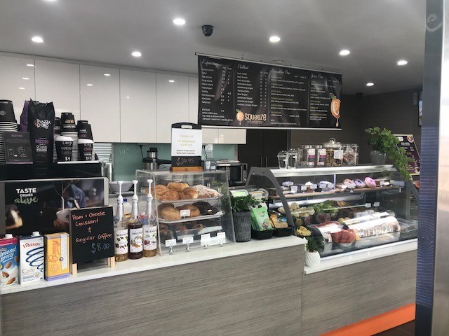 JUICE BAR / DELI STYLE CAFEJUICE BAR
