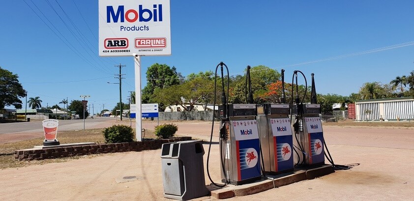 INDEPENDENT MOBIL BRANDED SERVICE STATION & GENERAL STORE