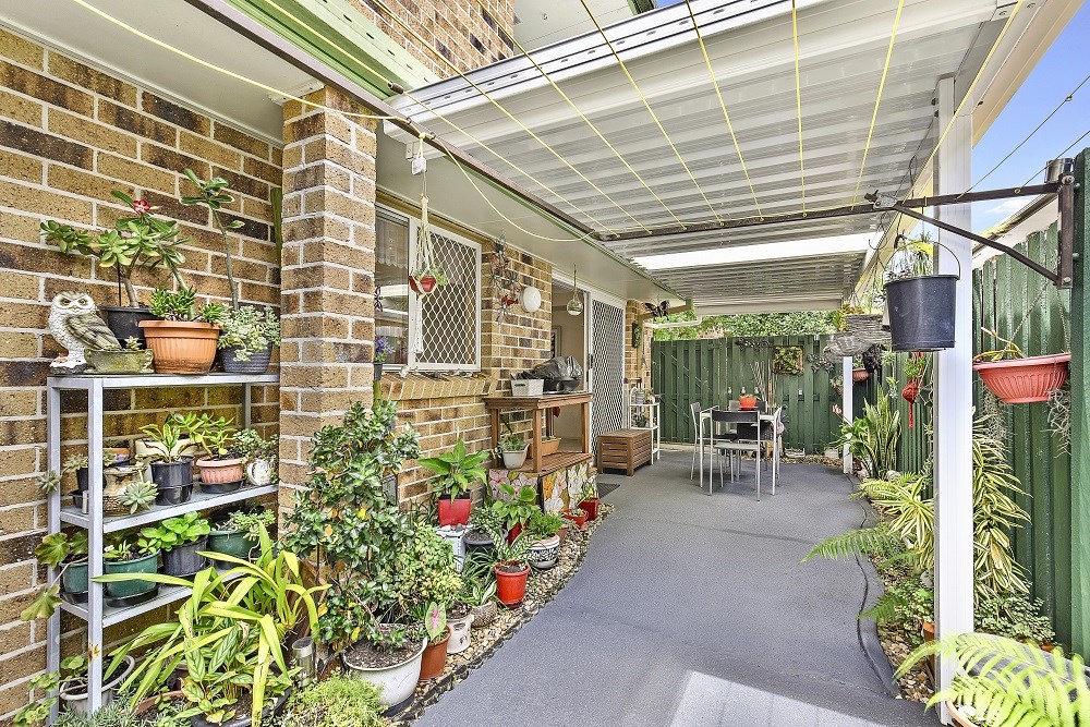 2/11 Cupania Place Elanora QLD 4221 Townhouse for Sold