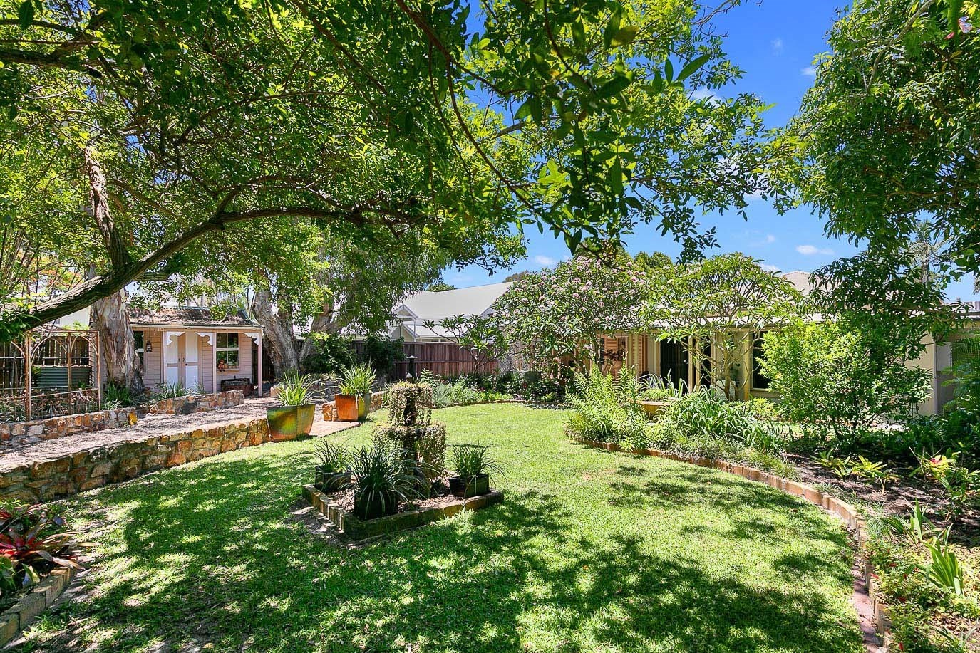 49 Cunningham Street Urangan QLD 4655 House for Sold