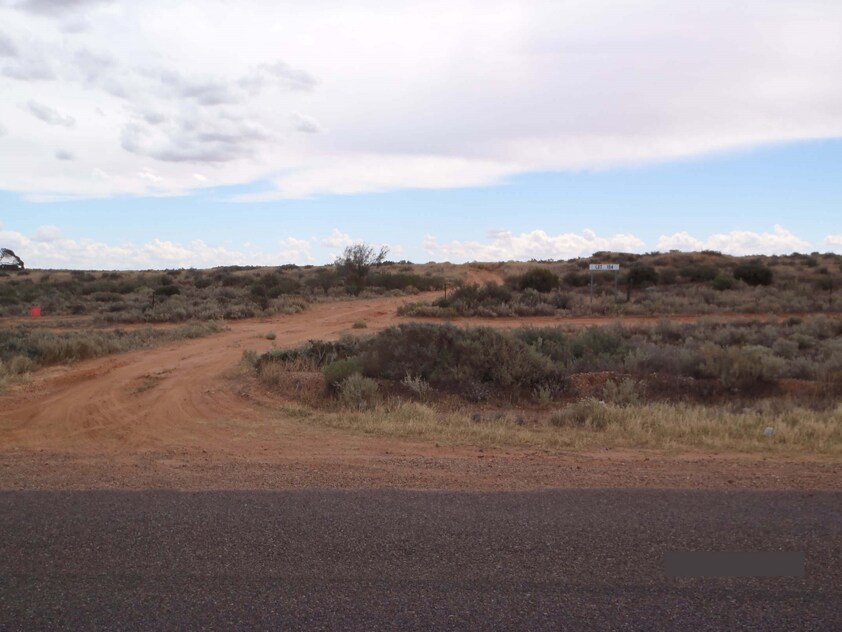 Large 17.31ha / 42.8ac Vacant Residential Land, with great development potential