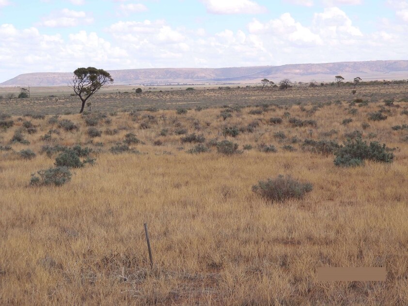 Large 17.31ha / 42.8ac Vacant Residential Land, with great development potential