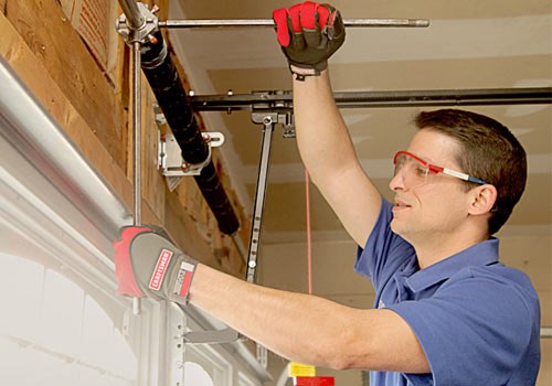BE YOUR OWN BOSS - Garage Door and Motor Service / Installation Business