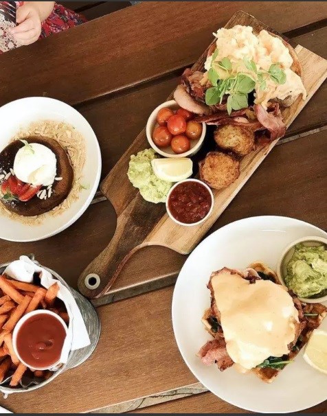 CAFE / CATERING KITCHEN IN ROCKLEA - LOW RENT - EXCELLENT TURNOVER