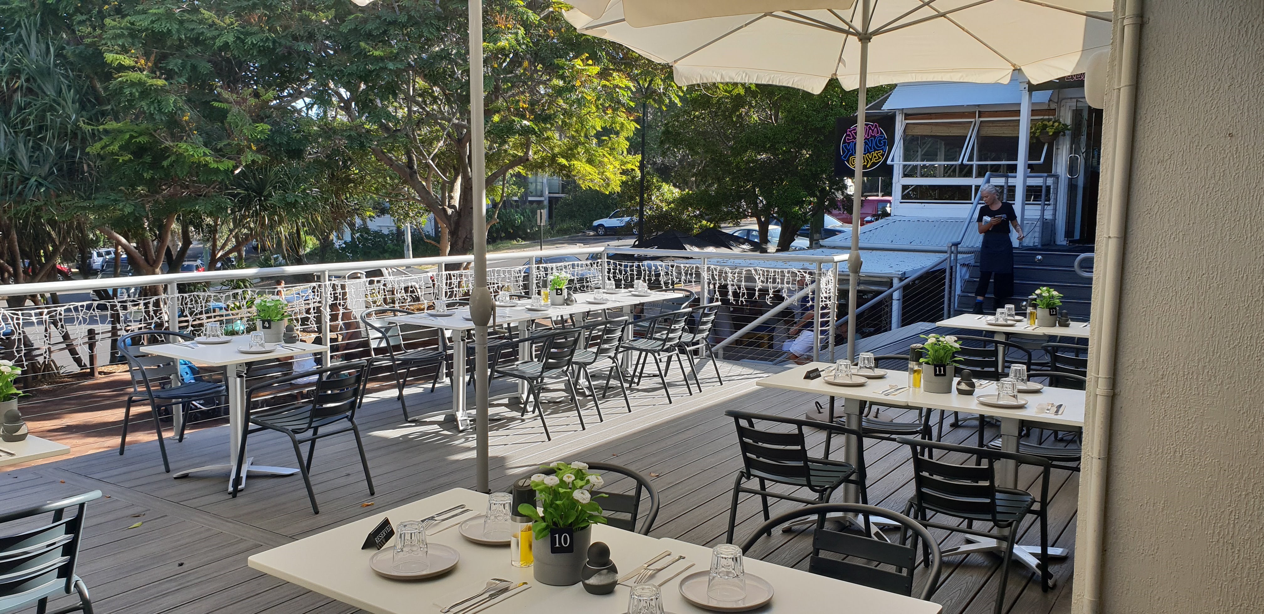 UNIQUE RESTAURANT IN NOOSA/SUNSHINE BEACH TO TAKE OVER!