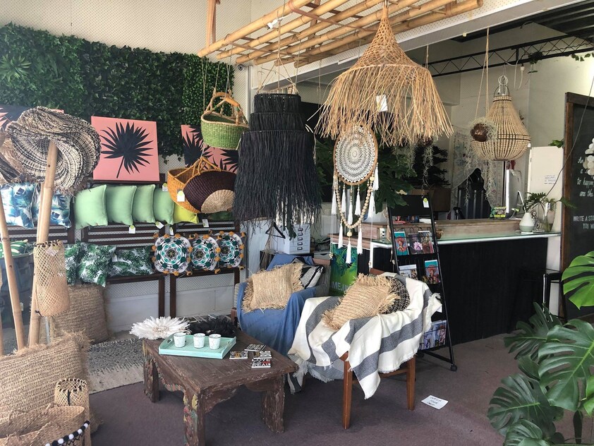Homewares Stores with warehousing
