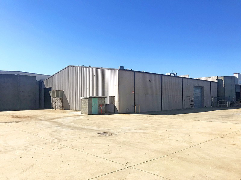 750M2 WAREHOUSE TO OCCUPY OR AVAILABLE WITH STORAGE BUSINESS TO B