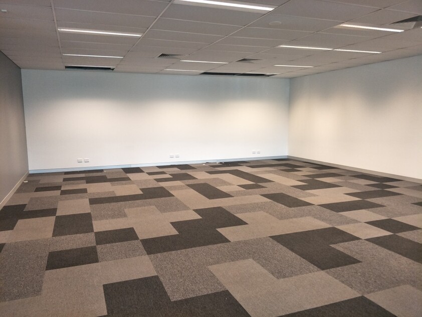 Modern Office - 634m2 Available Now