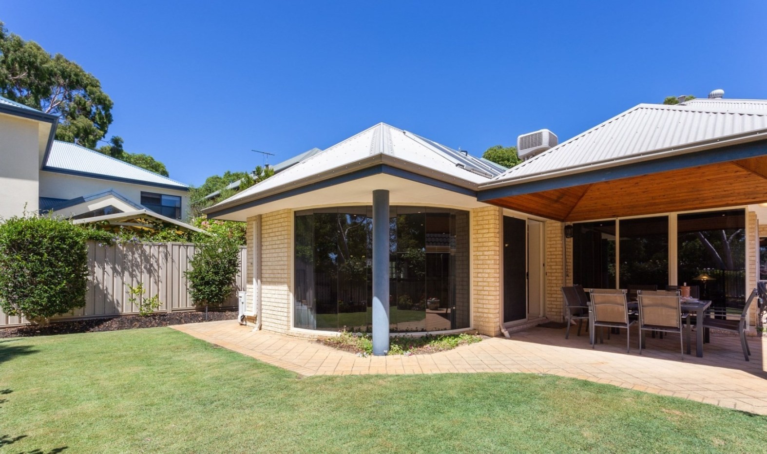 33A Ventnor Street Mount Pleasant WA 6153 House for Rent