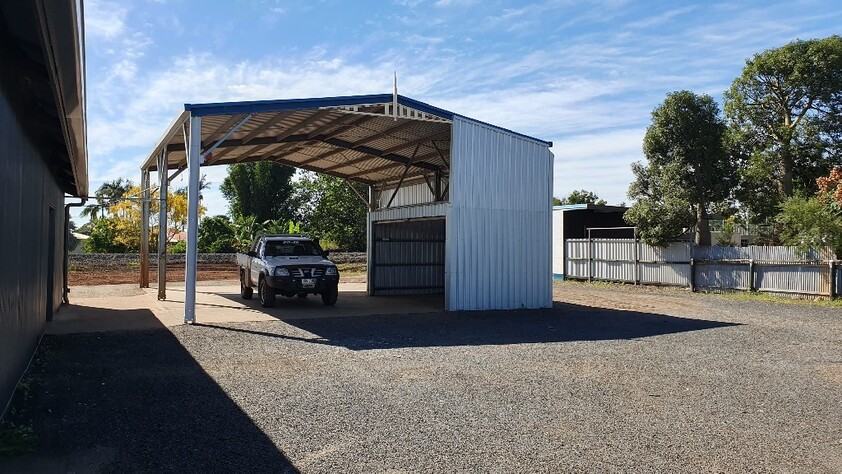 COMMERCIAL/INDUSTRIAL PROPERTY WITH WORKSHOP/OFFICE - MAIN COMMERCIAL STRIP