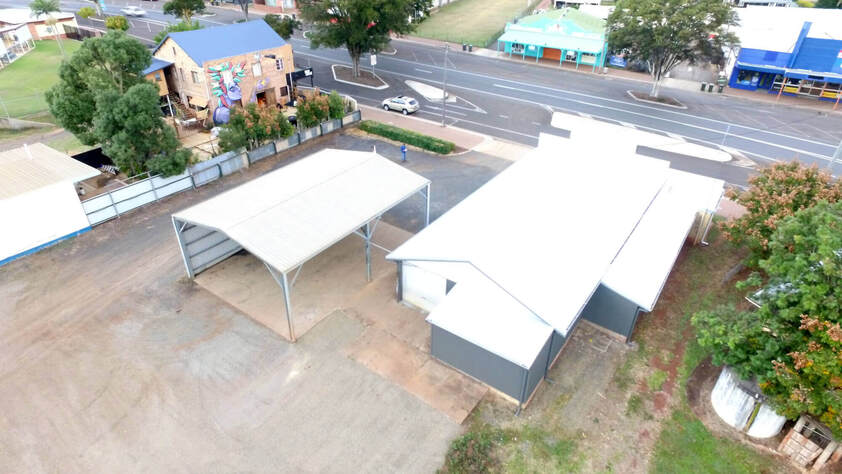 COMMERCIAL/INDUSTRIAL PROPERTY WITH WORKSHOP/OFFICE - MAIN COMMERCIAL STRIP