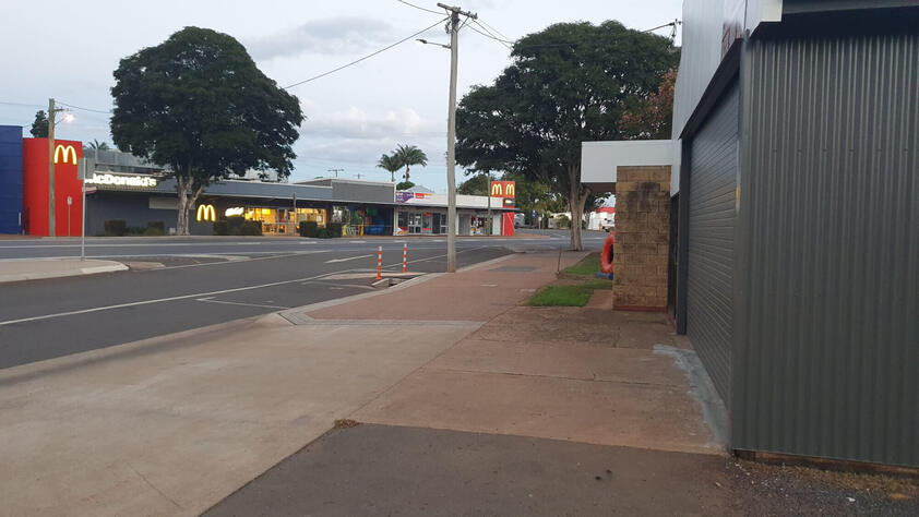 COMMERCIAL/INDUSTRIAL PROPERTY WITH WORKSHOP/OFFICE - MAIN COMMERCIAL STRIP