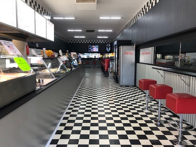 UNIQUE ROCKABILLY TAKE AWAY/DINER IN YARRAWONGA