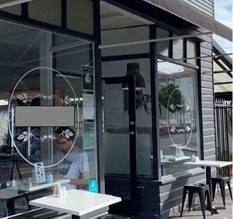 GREAT SPACE IN PRIME SPOT – IDEAL FOR CAFE / RESTAURANT/ GARDEN-CAFE OR SIMILAR