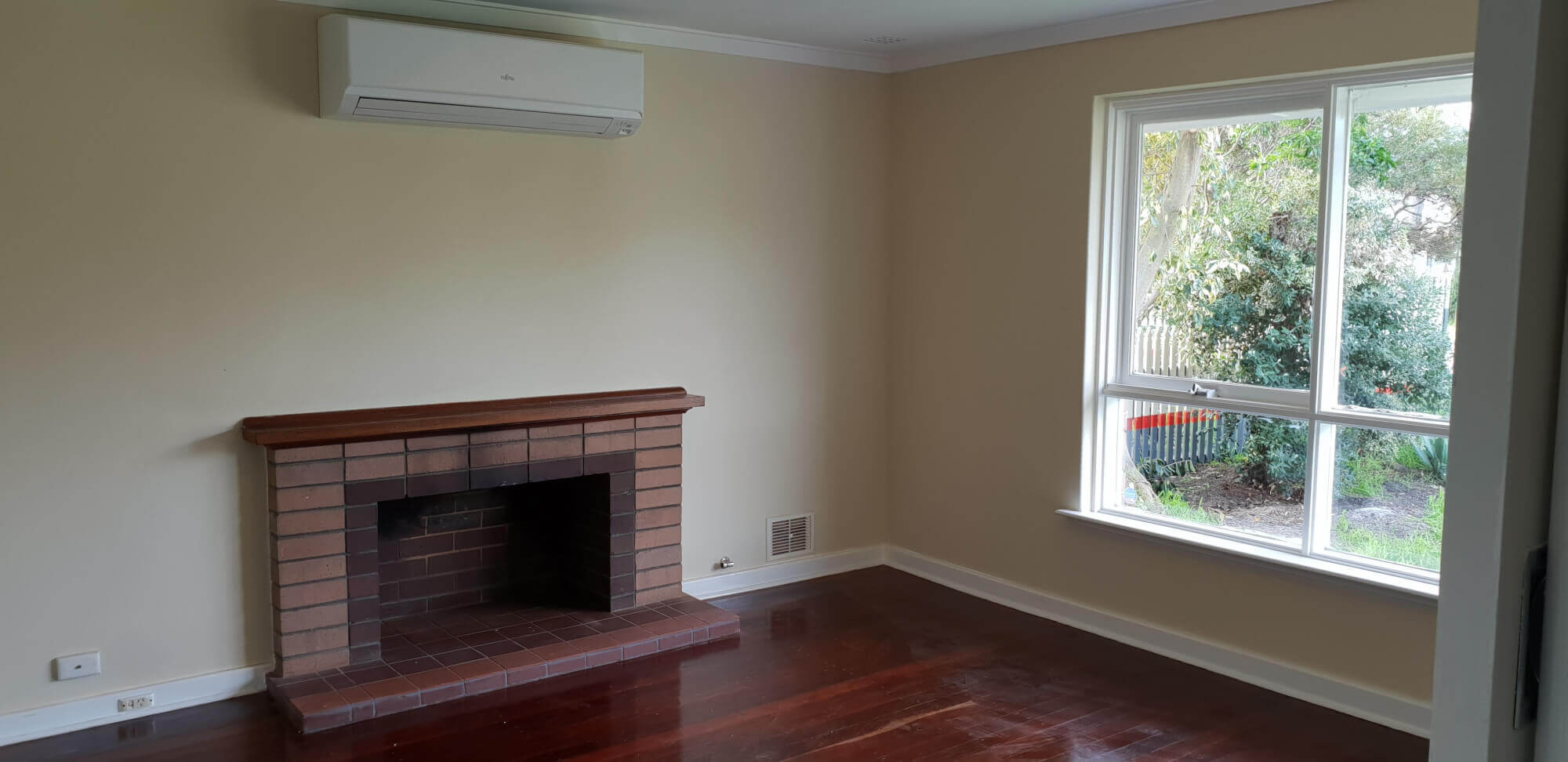 5 Ecton Street Gosnells WA 6110 House for Rent