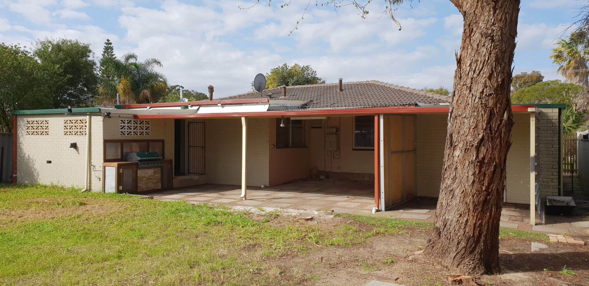 5 Ecton Street Gosnells WA 6110 House for Rent