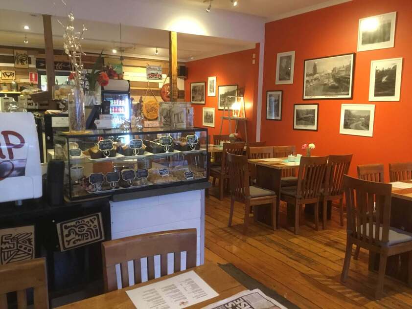 CAFE - PRIME LOCATION IN THE TOURIST & LIFESTYLE TOWN OF BELGRAVE